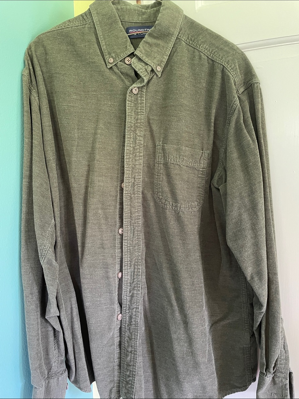 Roundtree & Yorke Men's Olive Green Corduroy Button-Down Shirt